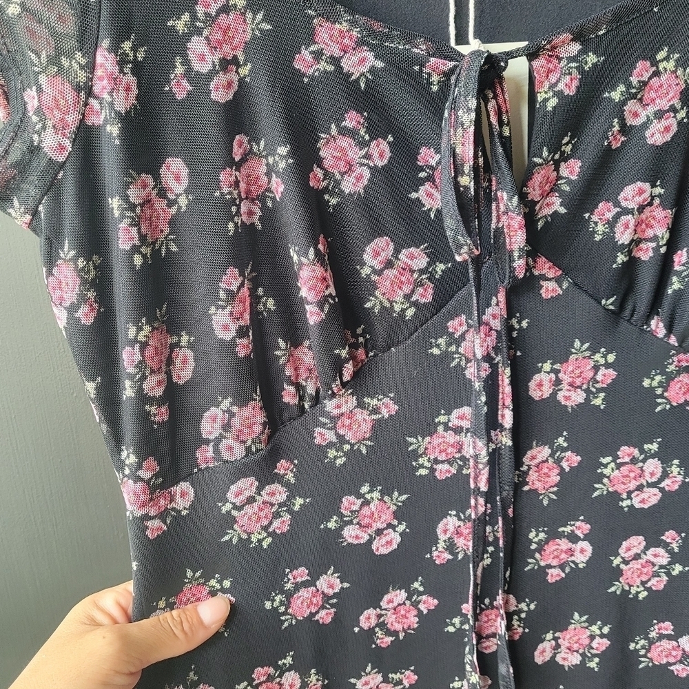 See you Monday Pink Floral Dress Mesh Size XL Lace Cap Sleeves Lined NWT - Picture 10 of 12